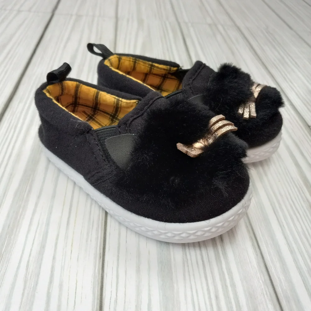 NEW 2 Pairs Faux Fur Embellished Baby Shoes